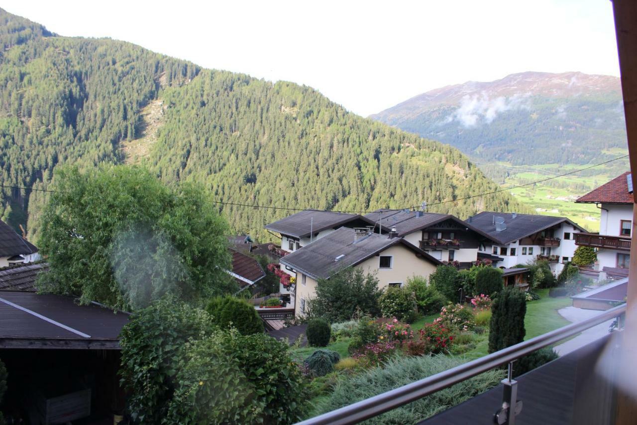 Alpenapart Hochzeiger Єрценс Екстер'єр фото